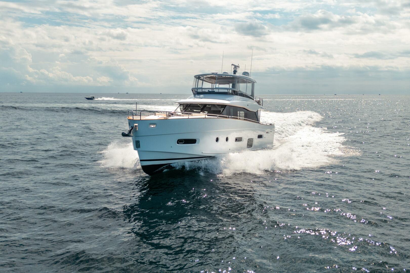 Slide: The Image of Azimut Magellano 66 2018 - 6
