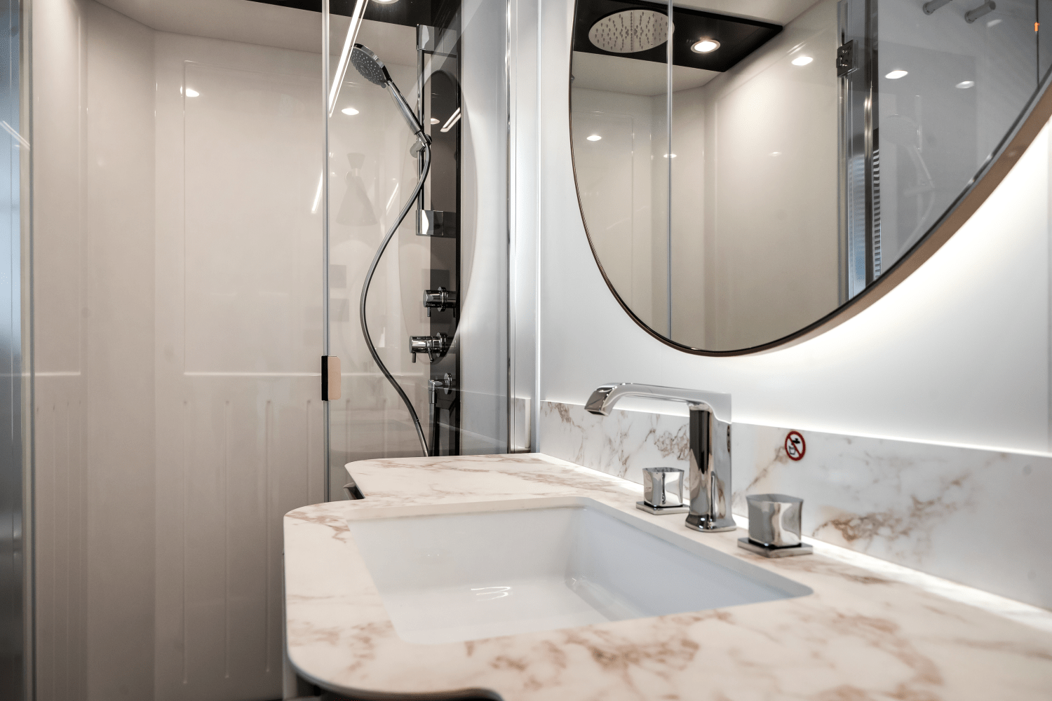 Slide: The Image of Azimut Magellano 66 2024 - 32