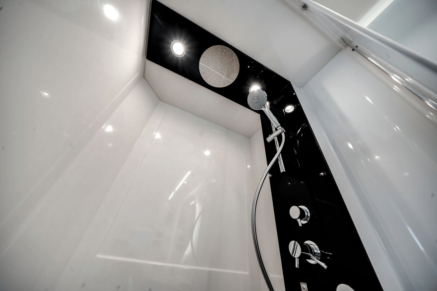 Slide: The Image of Azimut Magellano 66 2024 - 34