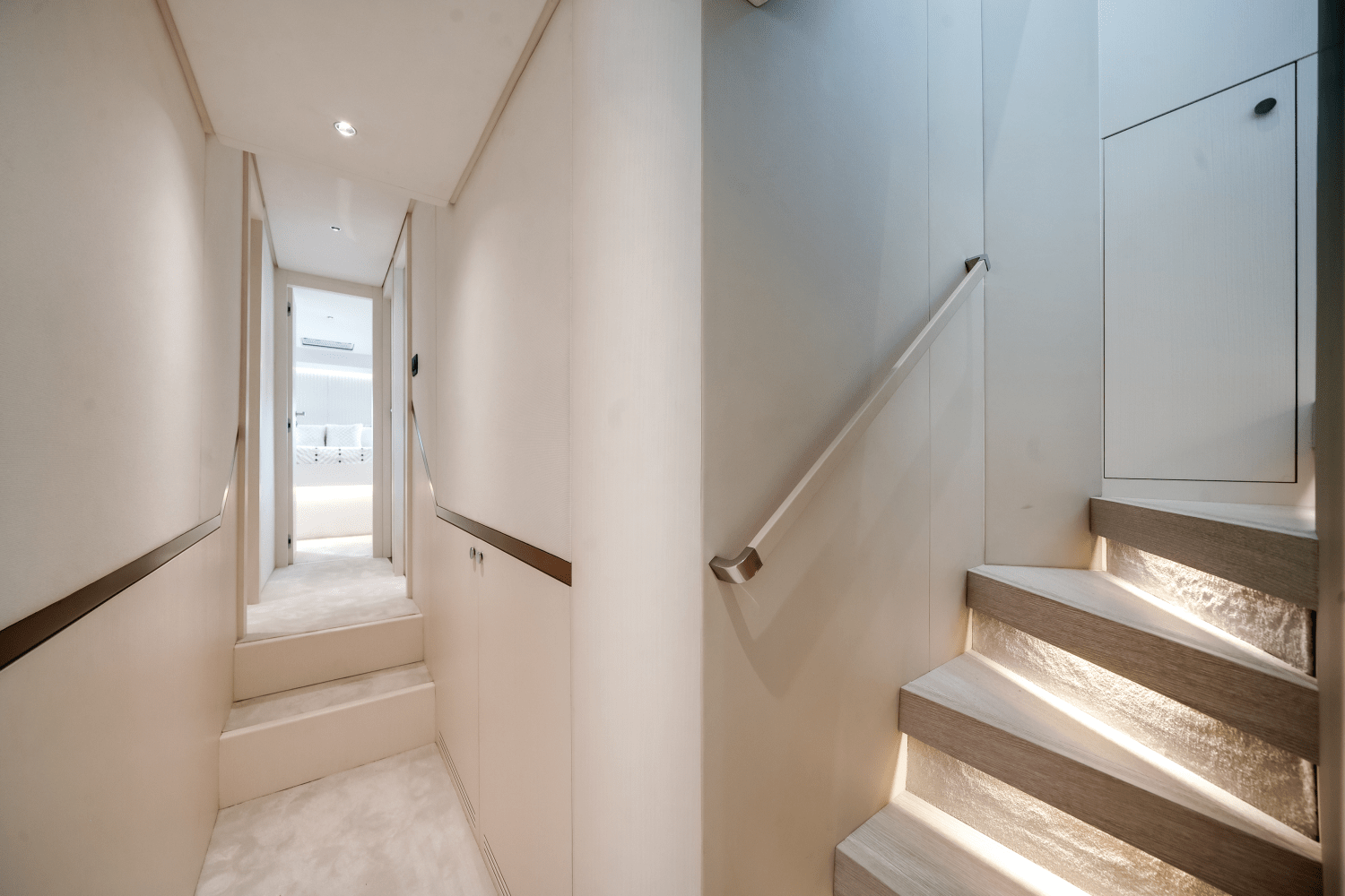 Slide: The Image of Azimut Magellano 66 2024 - 37