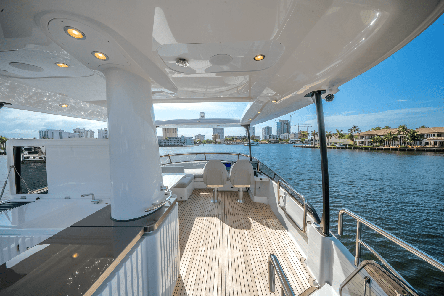 Slide: The Image of Azimut Magellano 66 2024 - 54