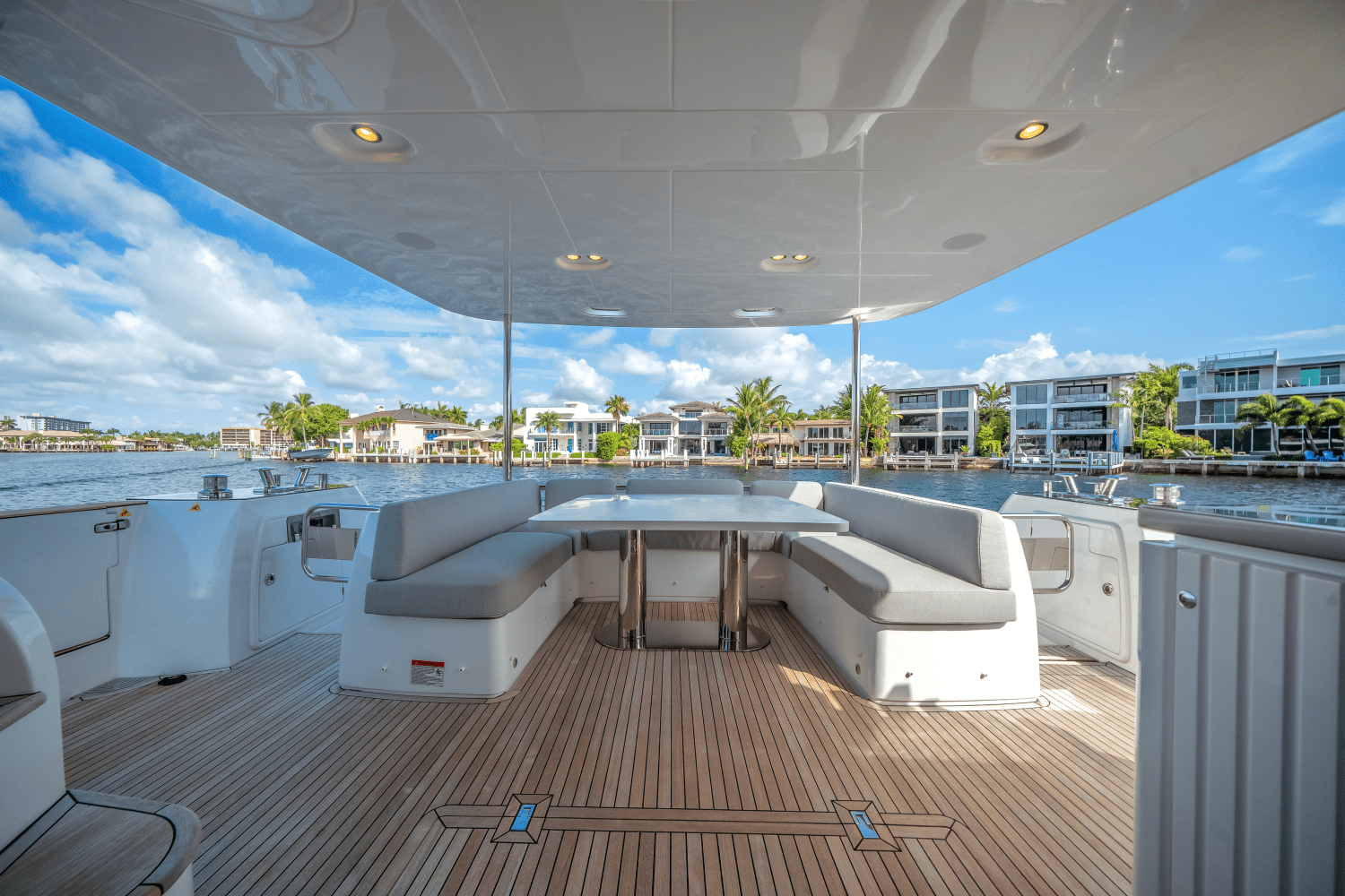 Slide: The Image of Azimut Magellano 66 2024 - 8