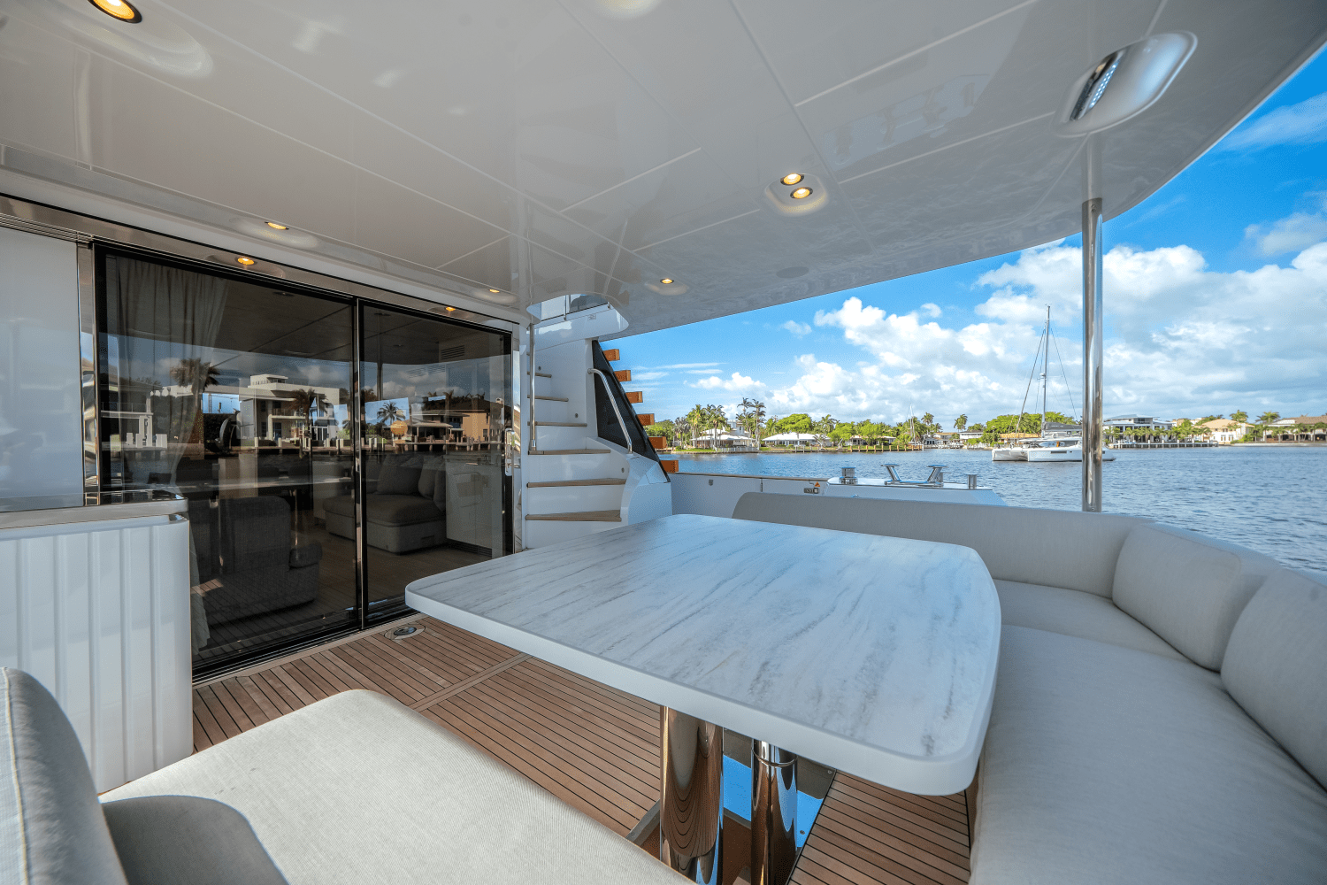 Slide: The Image of Azimut Magellano 66 2024 - 9