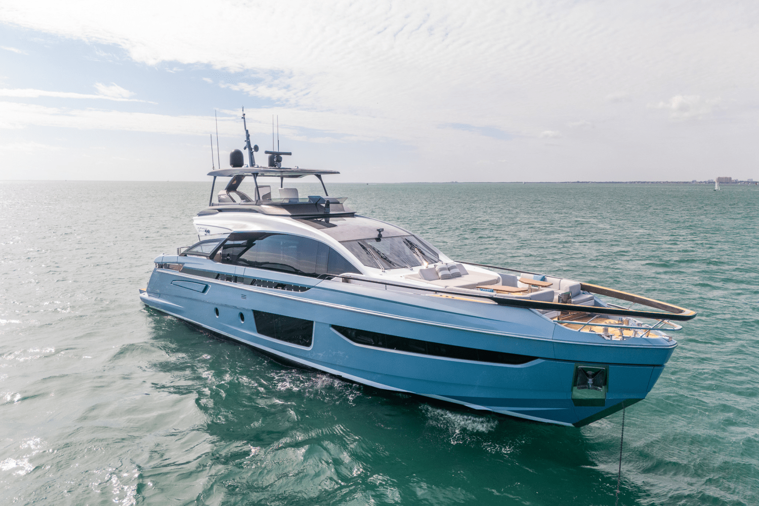Slide: The Image of Azimut S10 2022 - 1