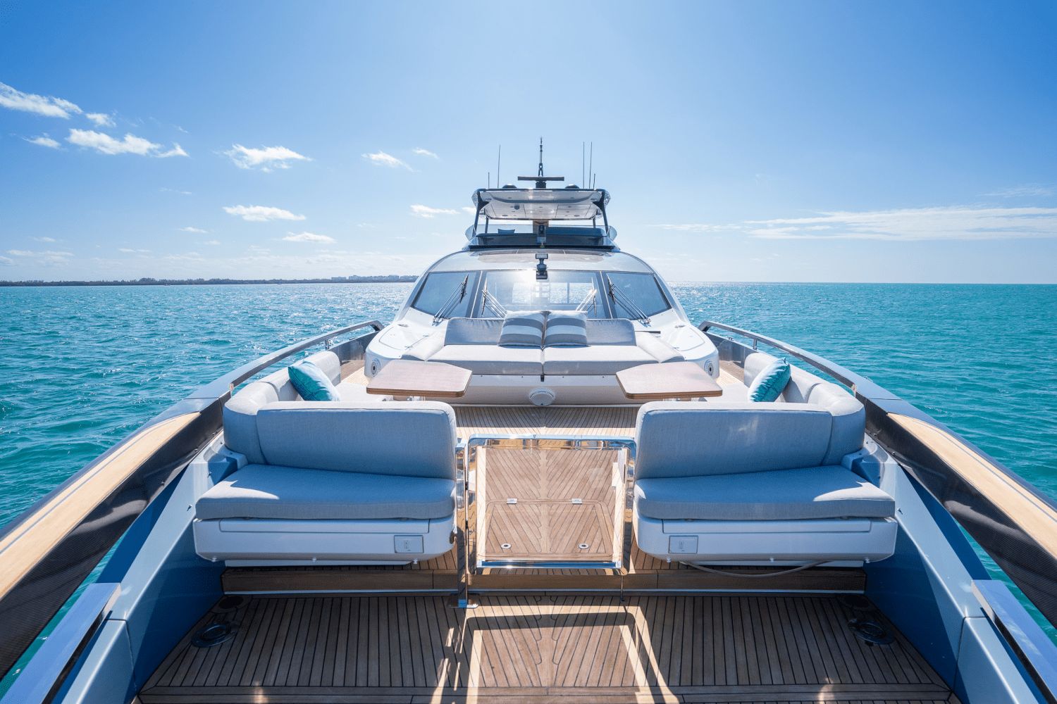 Slide: The Image of Azimut S10 2022 - 41