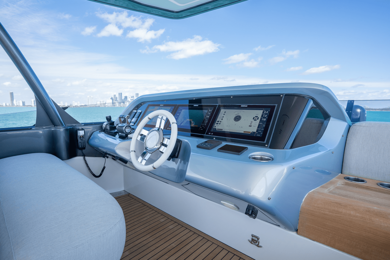 Slide: The Image of Azimut S10 2022 - 48