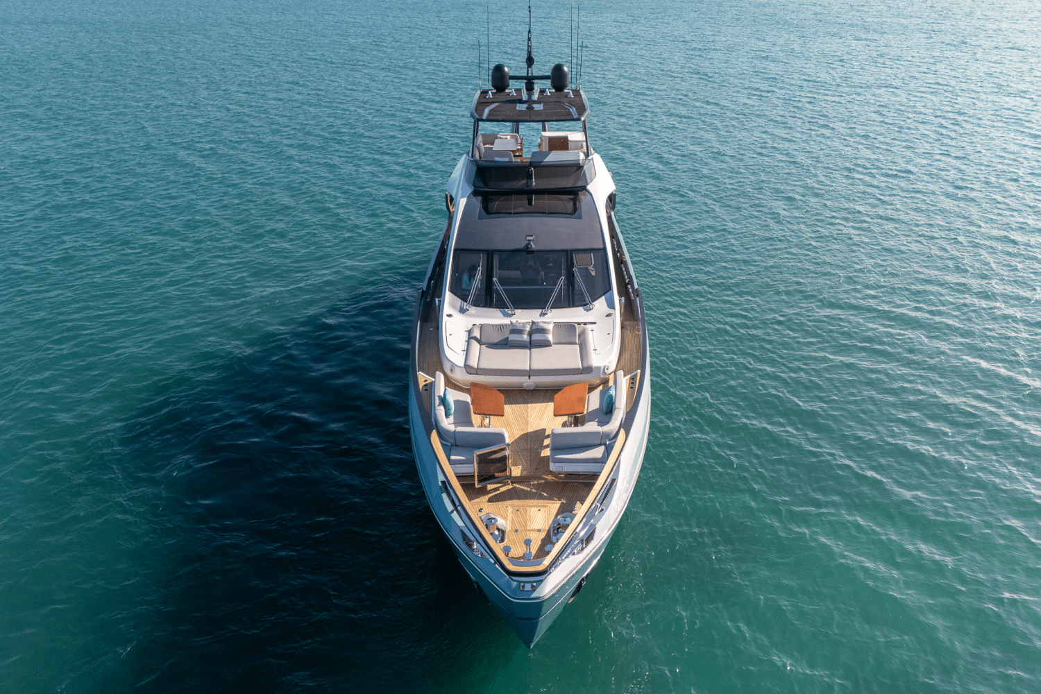 Slide: The Image of Azimut S10 2022 - 5