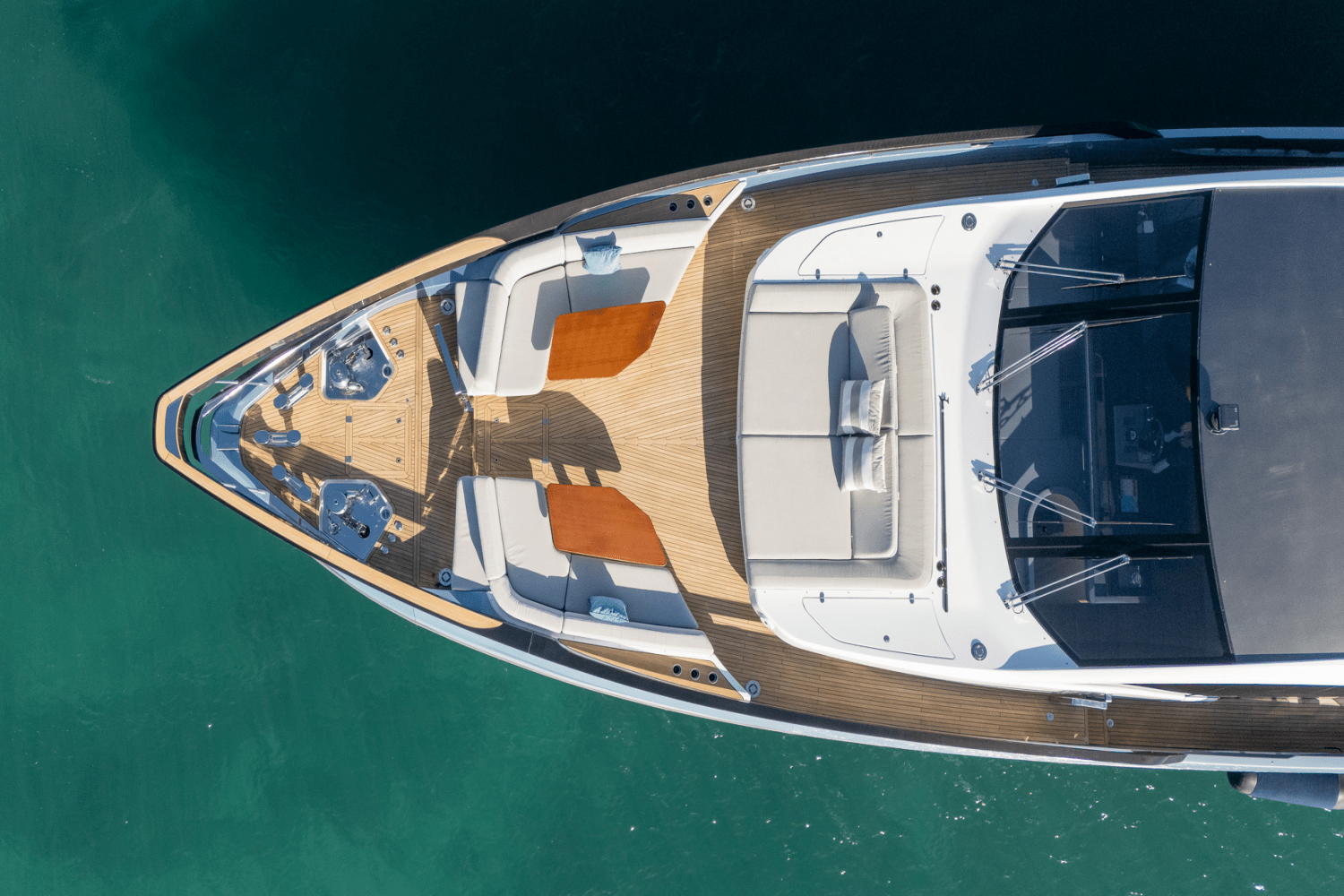 Slide: The Image of Azimut S10 2022 - 7