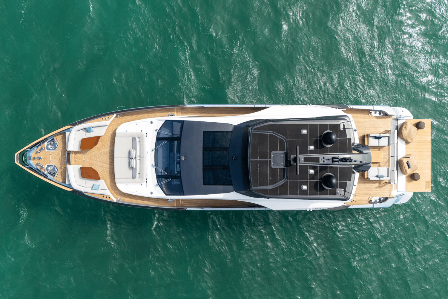 Slide: The Image of Azimut S10 2022 - 8