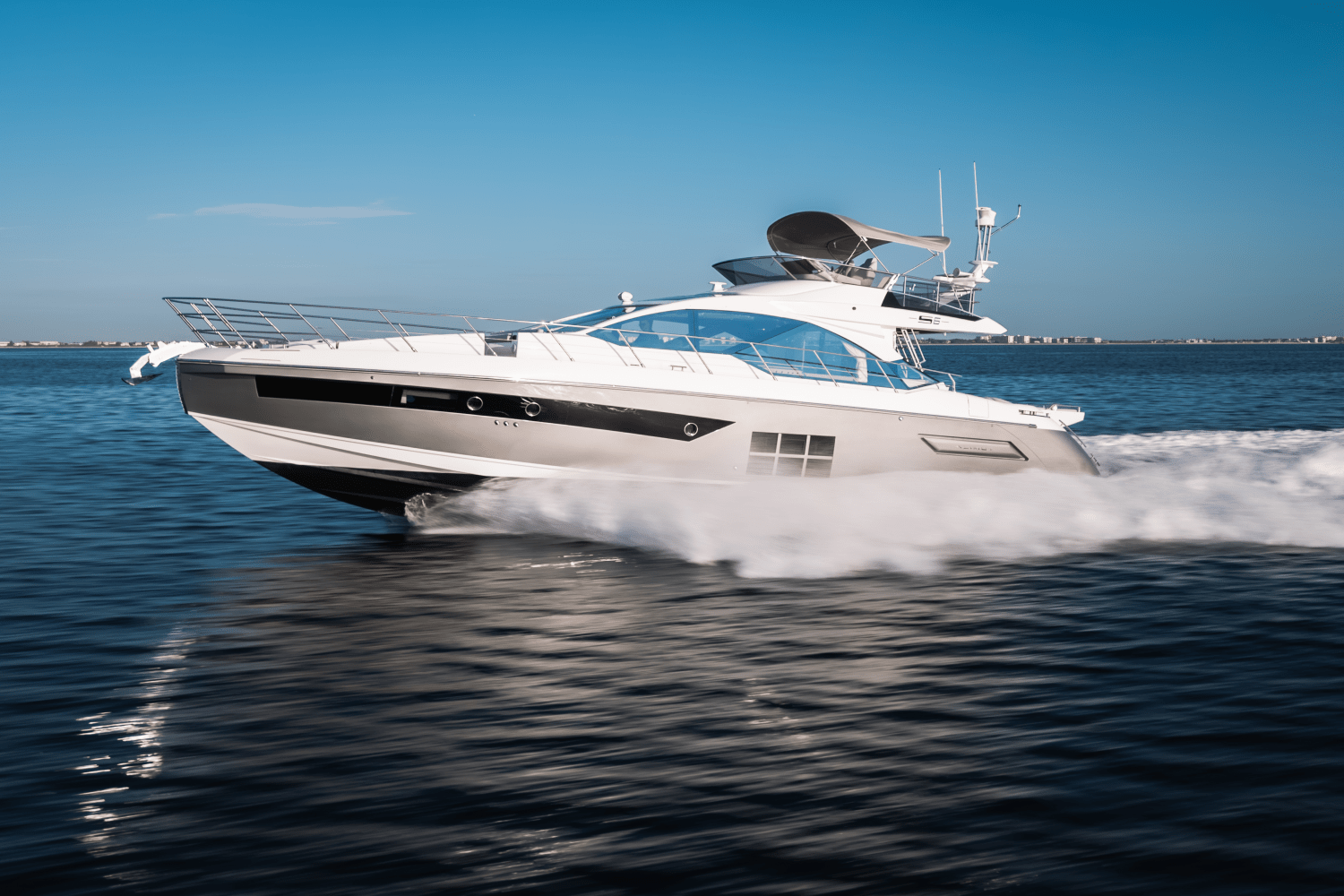Slide: The Image of Azimut S6 2025 - 0