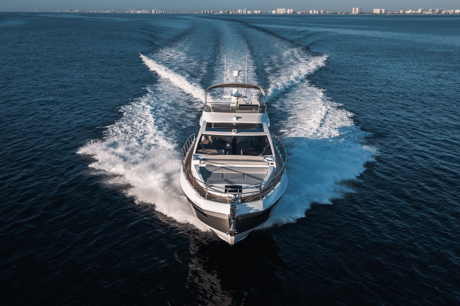 Slide: The Image of Azimut S6 2025 - 1