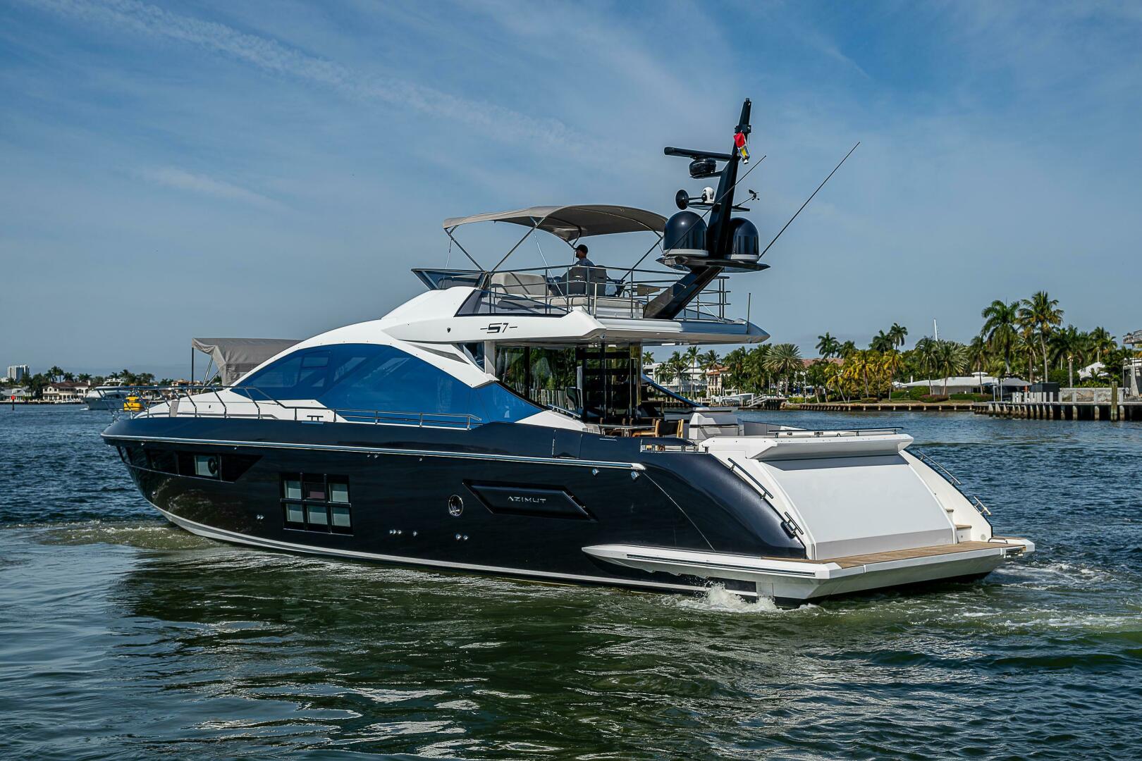 Slide: The Image of Azimut S7 2019 - 4997156