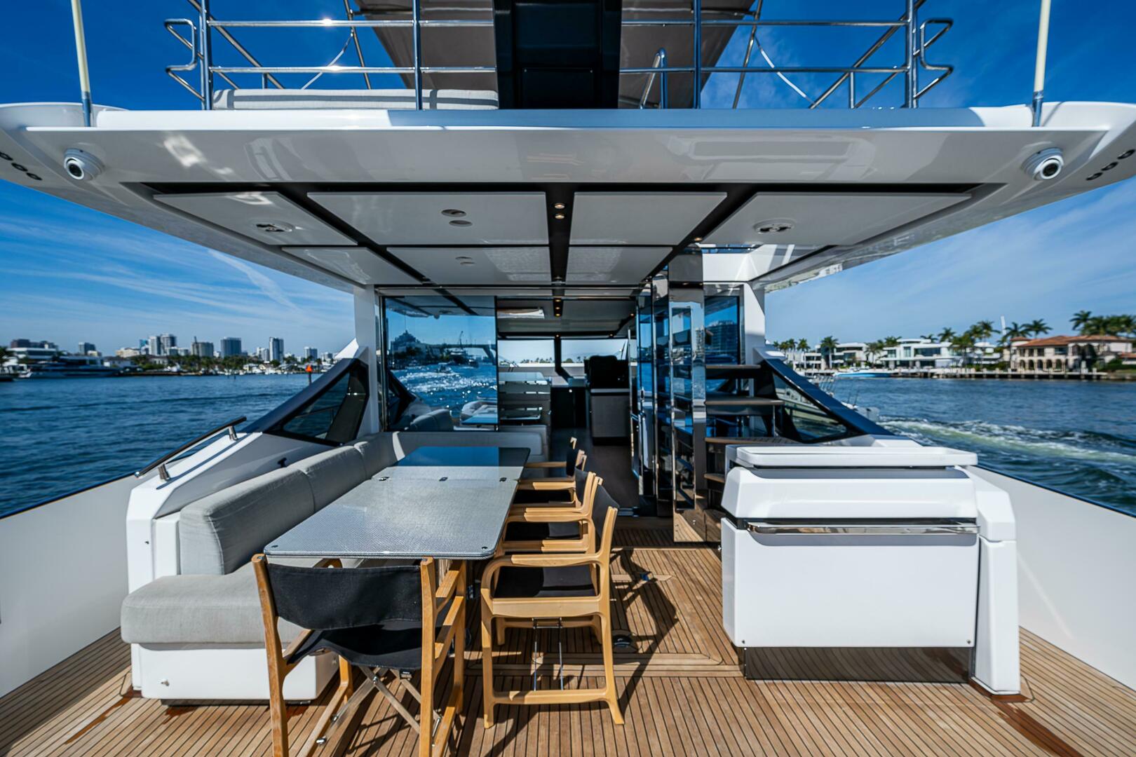 Slide: The Image of Azimut S7 2019 - 4997171