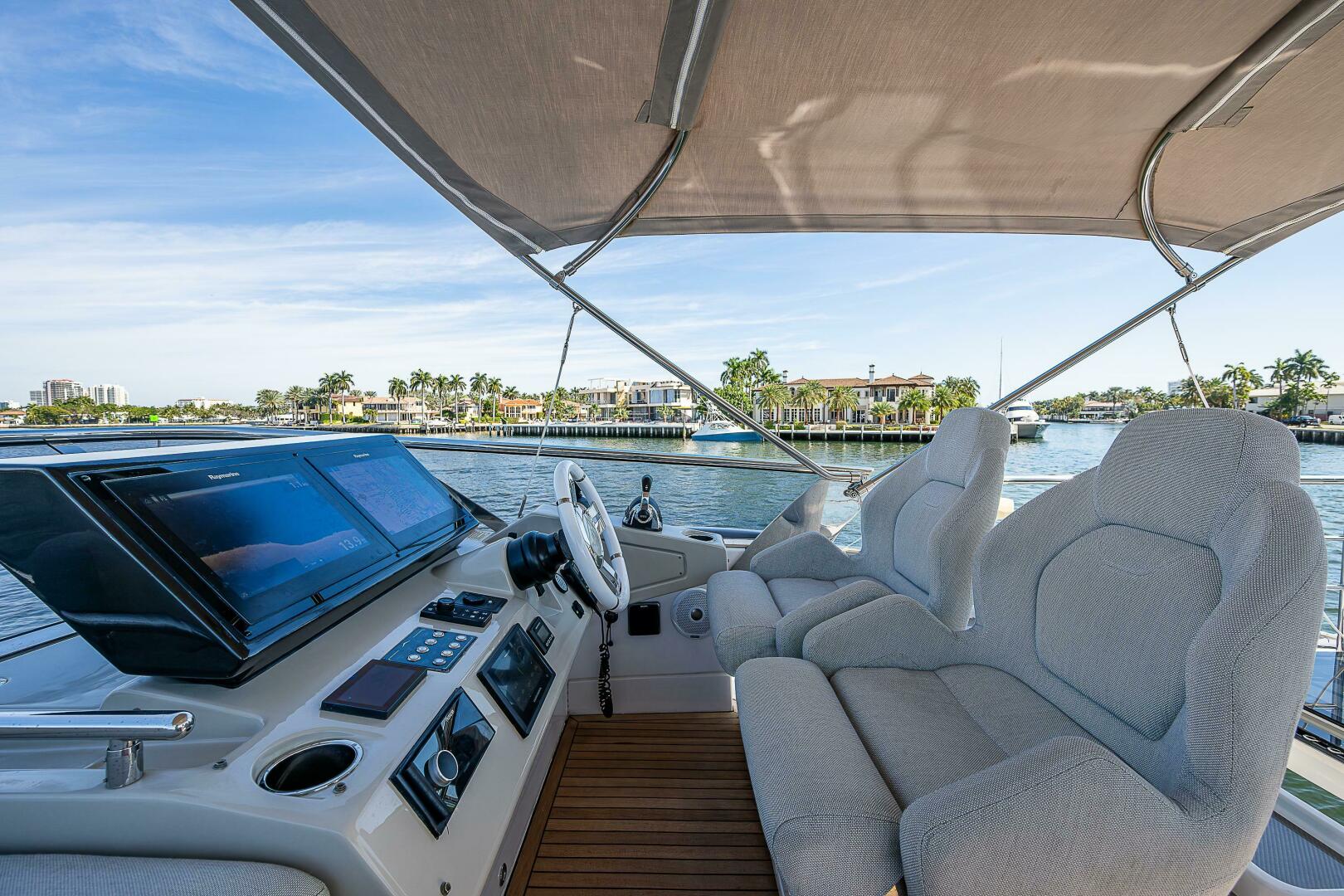 Slide: The Image of Azimut S7 2019 - 4997181