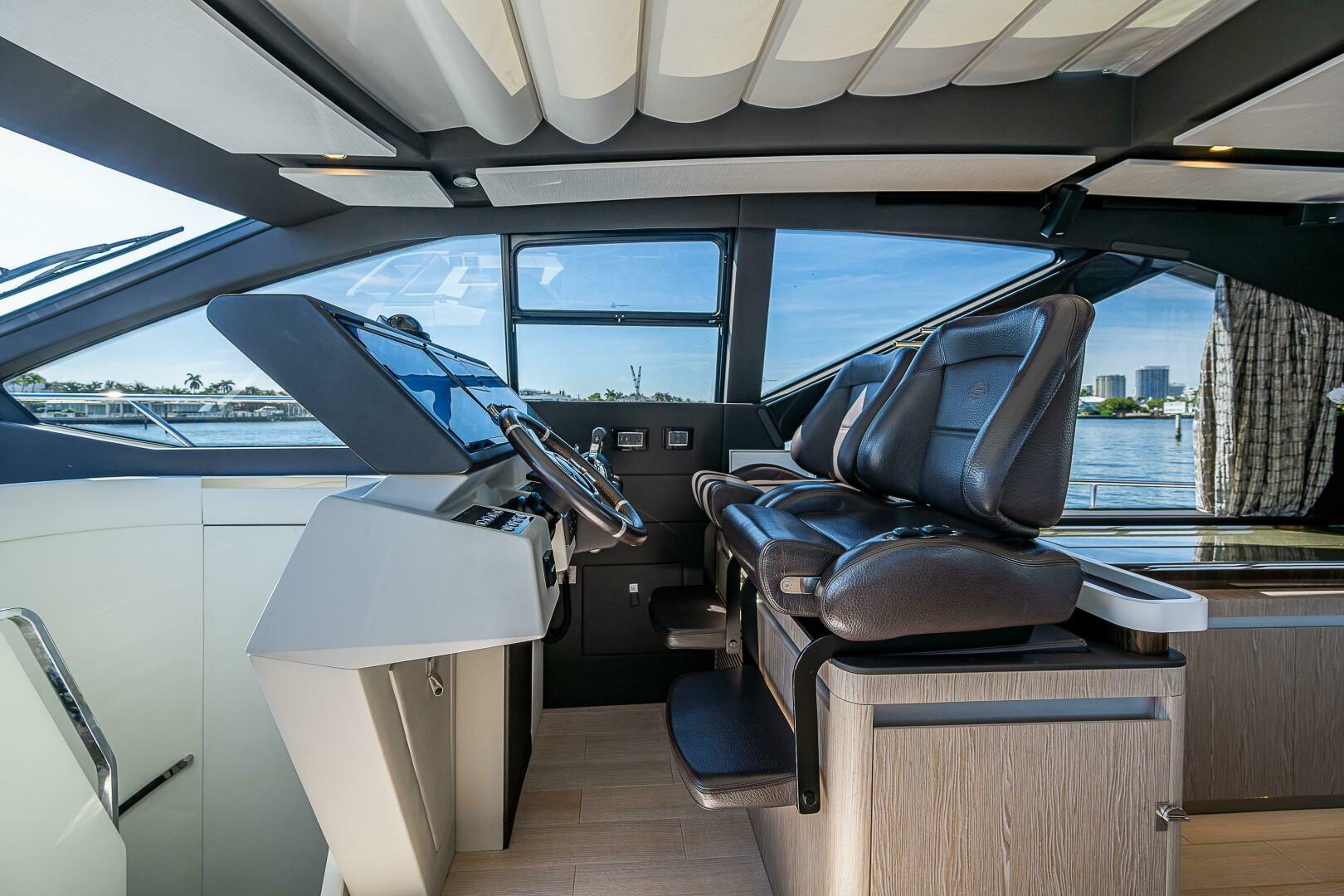 Slide: The Image of Azimut S7 2019 - 4997191