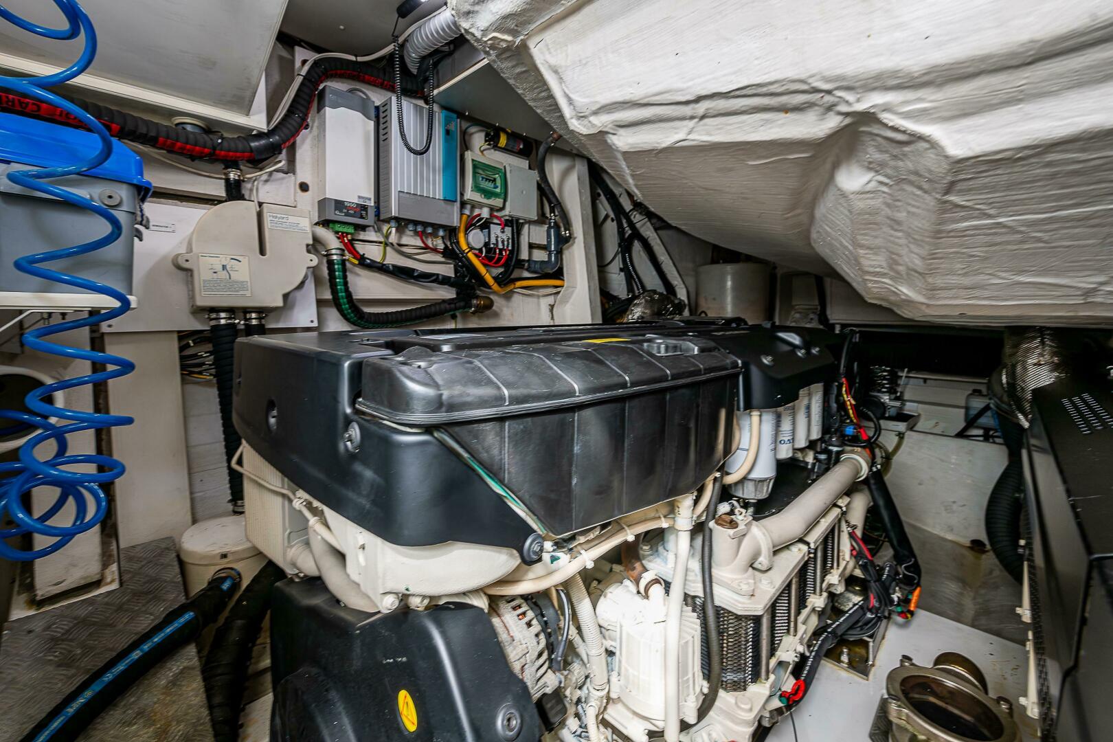 Slide: The Image of Azimut S7 2019 - 4997243