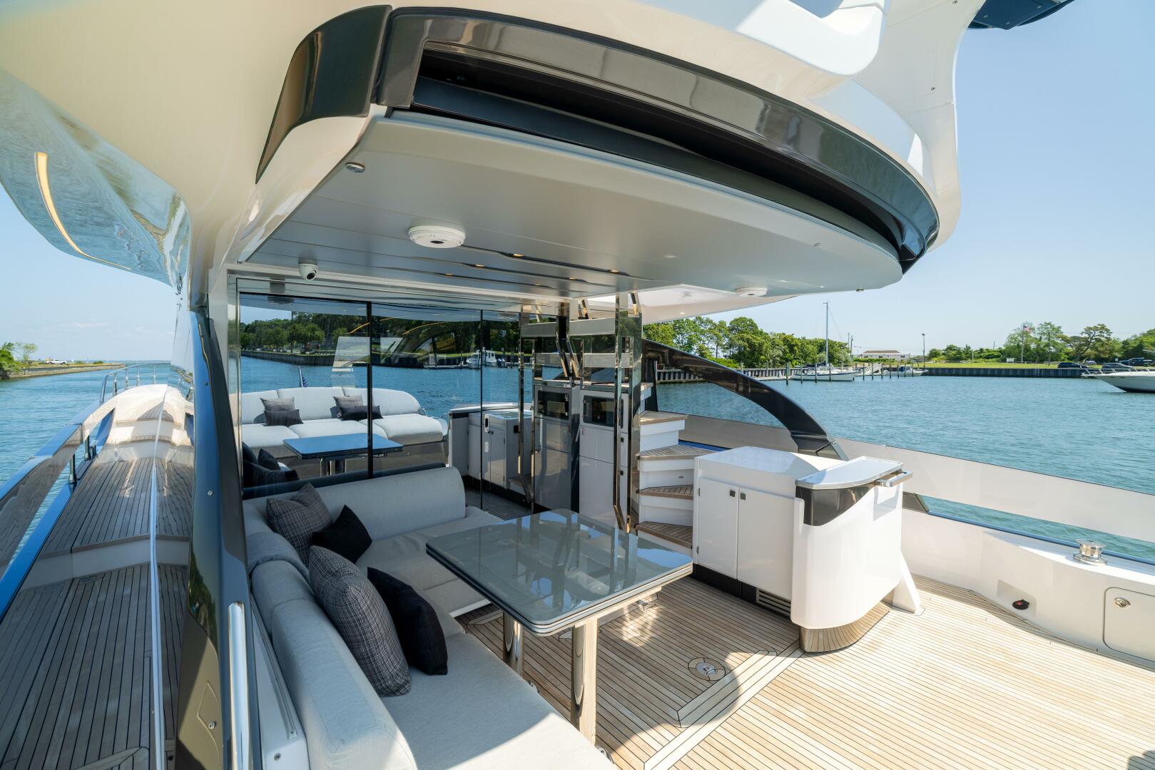 Slide: The Image of Azimut S7 For Sale - SECOND CHANCE - 5416537