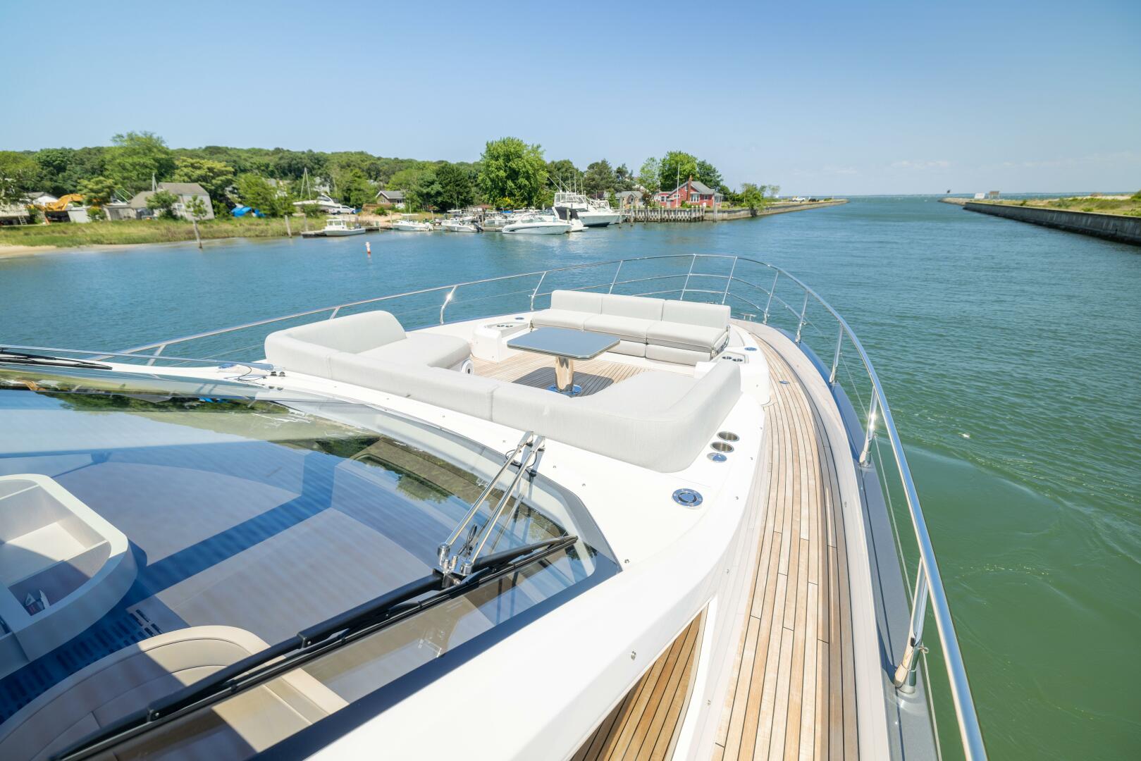 Slide: The Image of Azimut S7 For Sale - SECOND CHANCE - 5416548