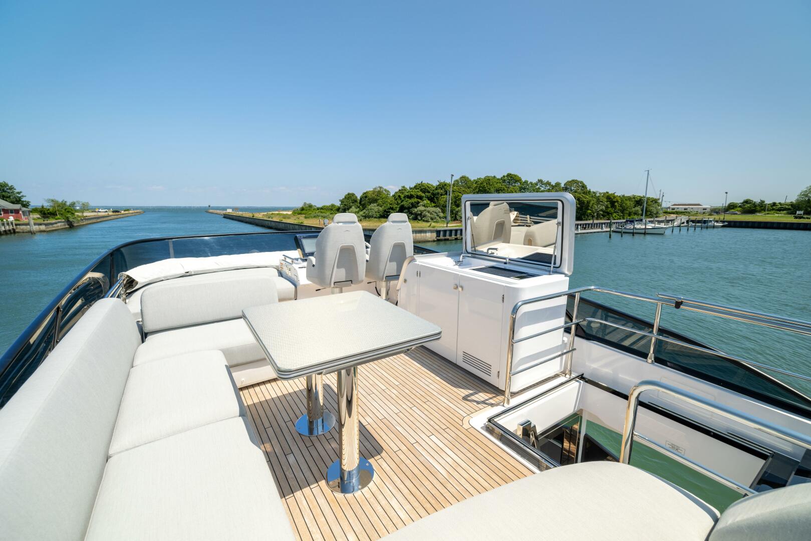 Slide: The Image of Azimut S7 For Sale - SECOND CHANCE - 5416555