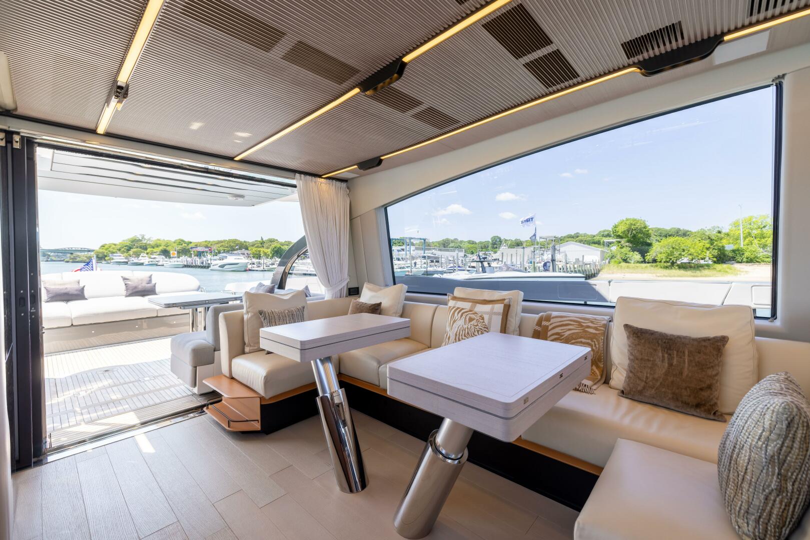 Slide: The Image of Azimut S7 For Sale - SECOND CHANCE - 5416563