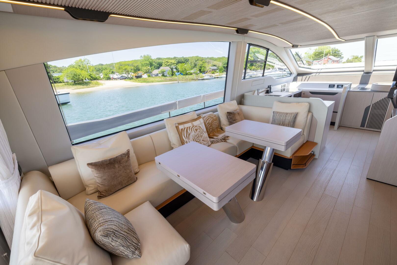 Slide: The Image of Azimut S7 For Sale - SECOND CHANCE - 5416571