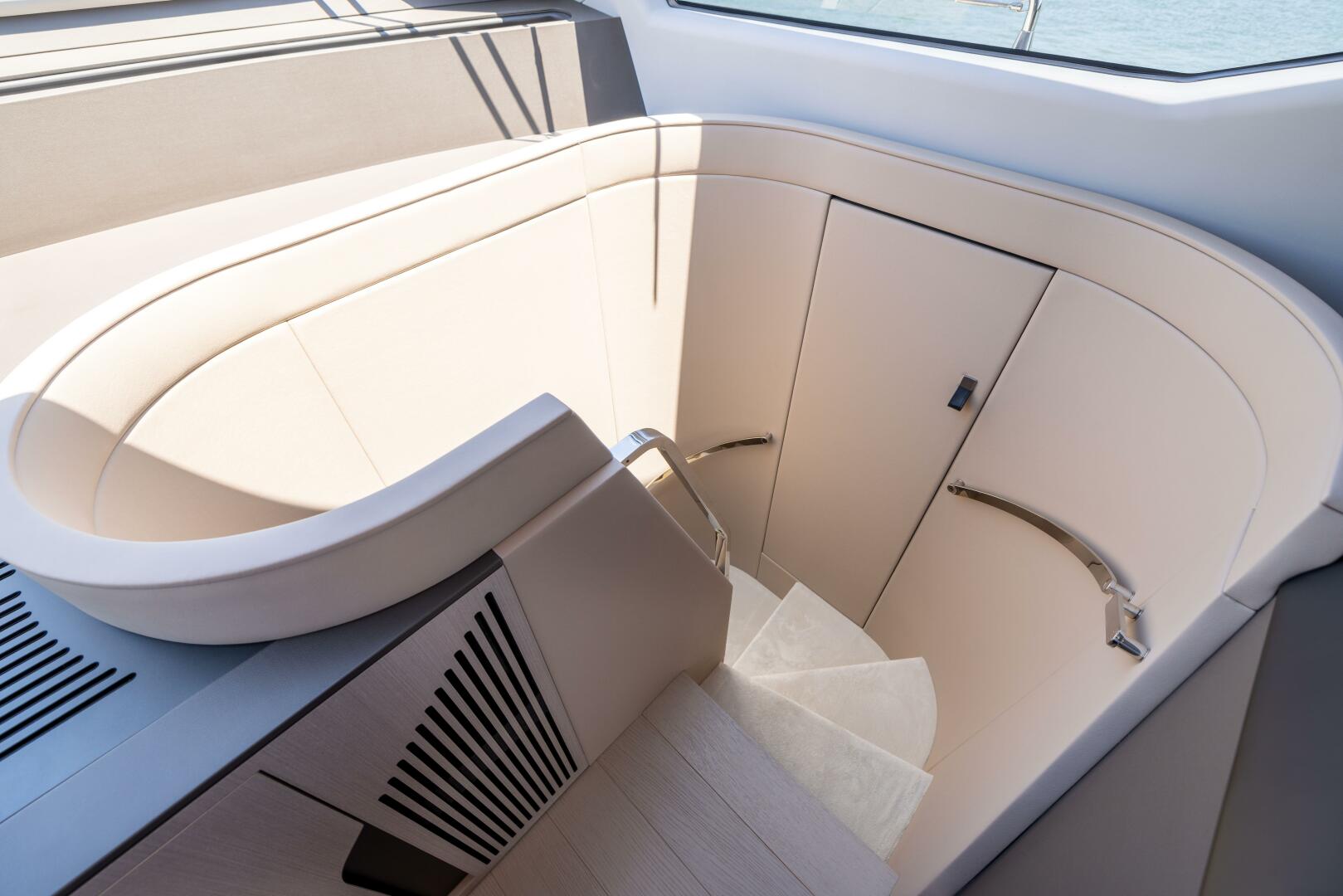 Slide: The Image of Azimut S7 For Sale - SECOND CHANCE - 5416584