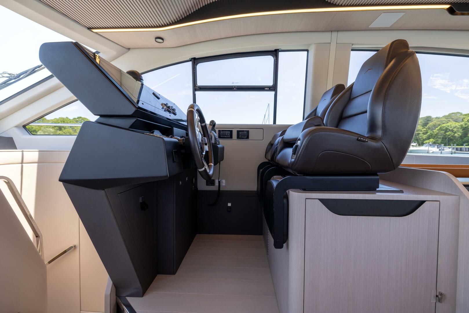 Slide: The Image of Azimut S7 For Sale - SECOND CHANCE - 5416586