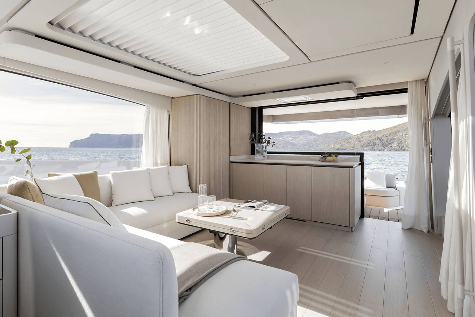 Slide: The Image of Azimut Seadeck 6 2025 - 5409707