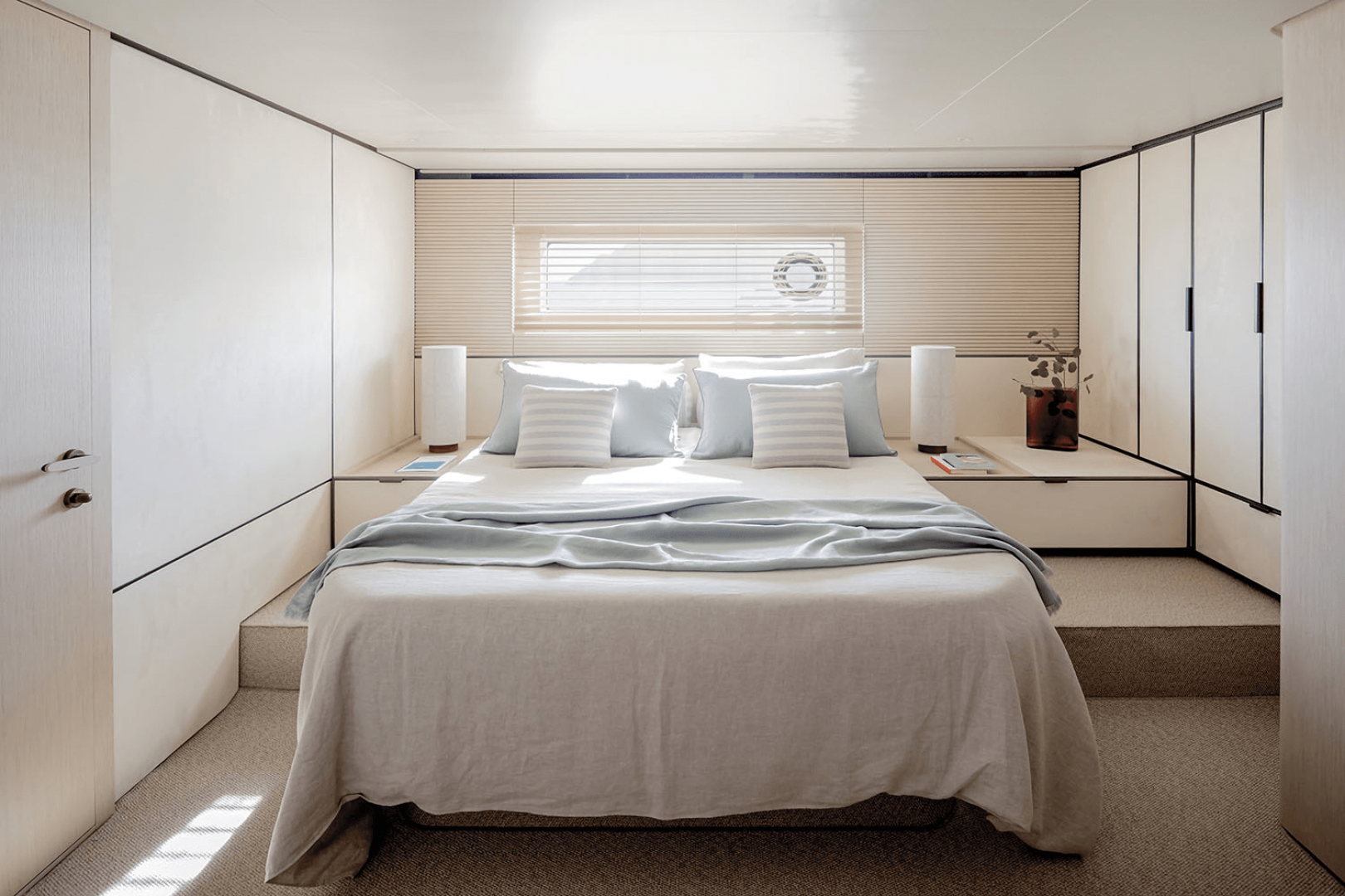 Slide: The Image of Azimut Seadeck 6 2025 - 5409710