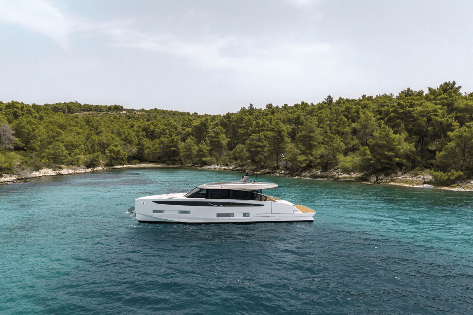 Slide: The Image of Azimut Seadeck 6 2025 - 5409714