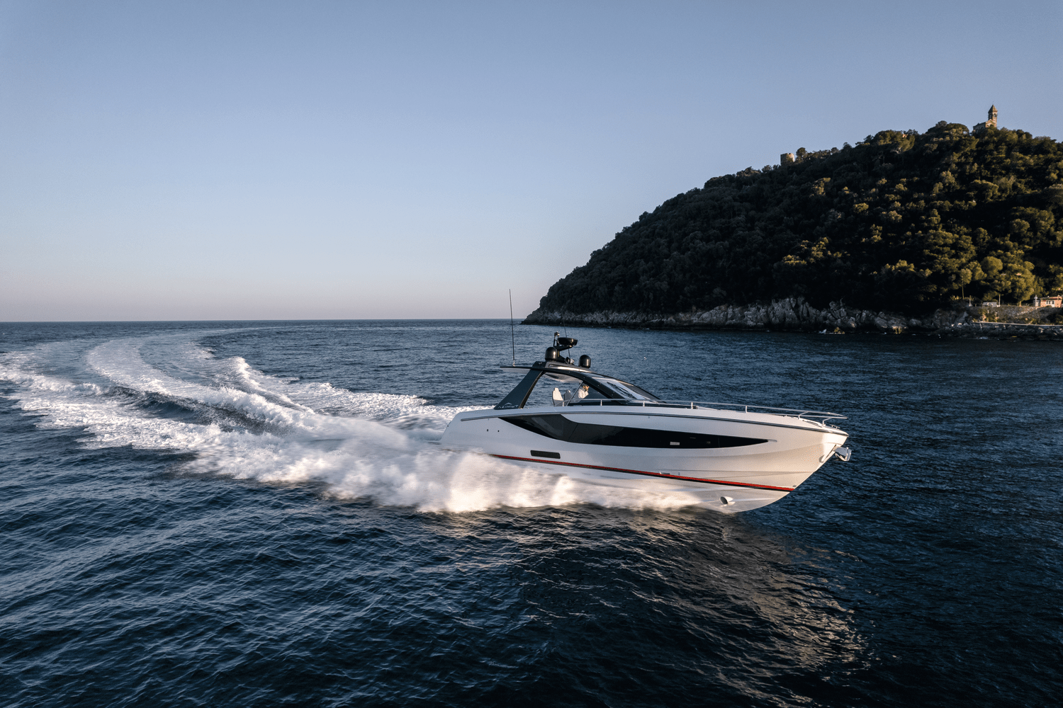 Slide: The Image of Azimut Verve 42 2024 - 20