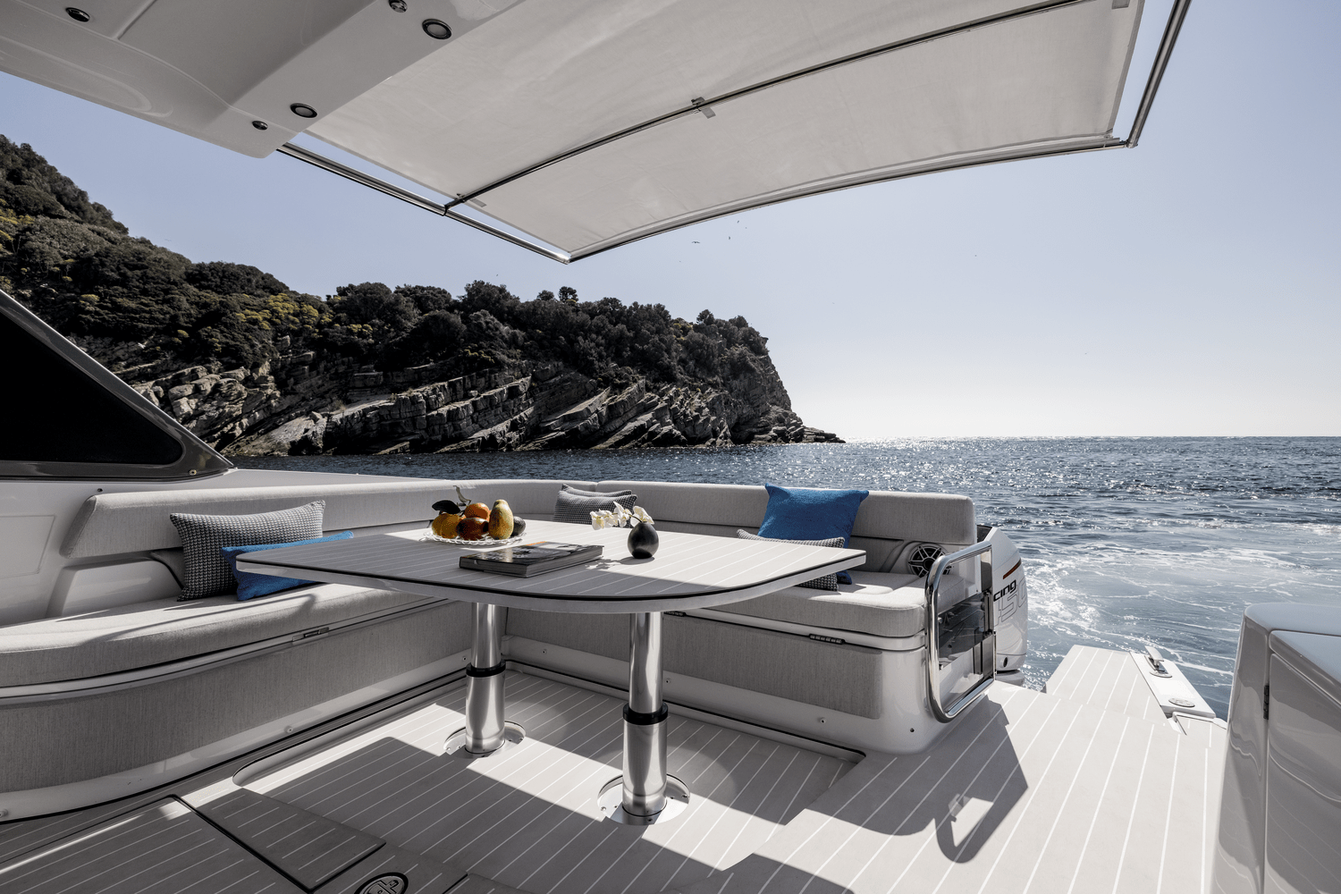 Slide: The Image of Azimut Verve 42 2024 - 25