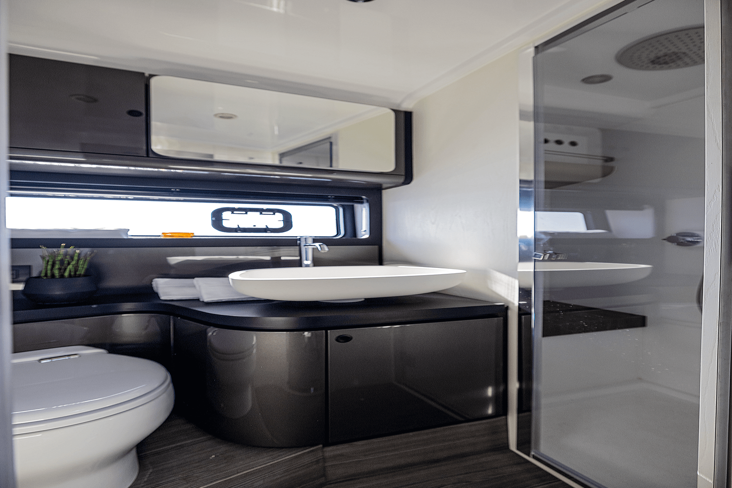 Slide: The Image of Azimut Verve 42 2024 - 35