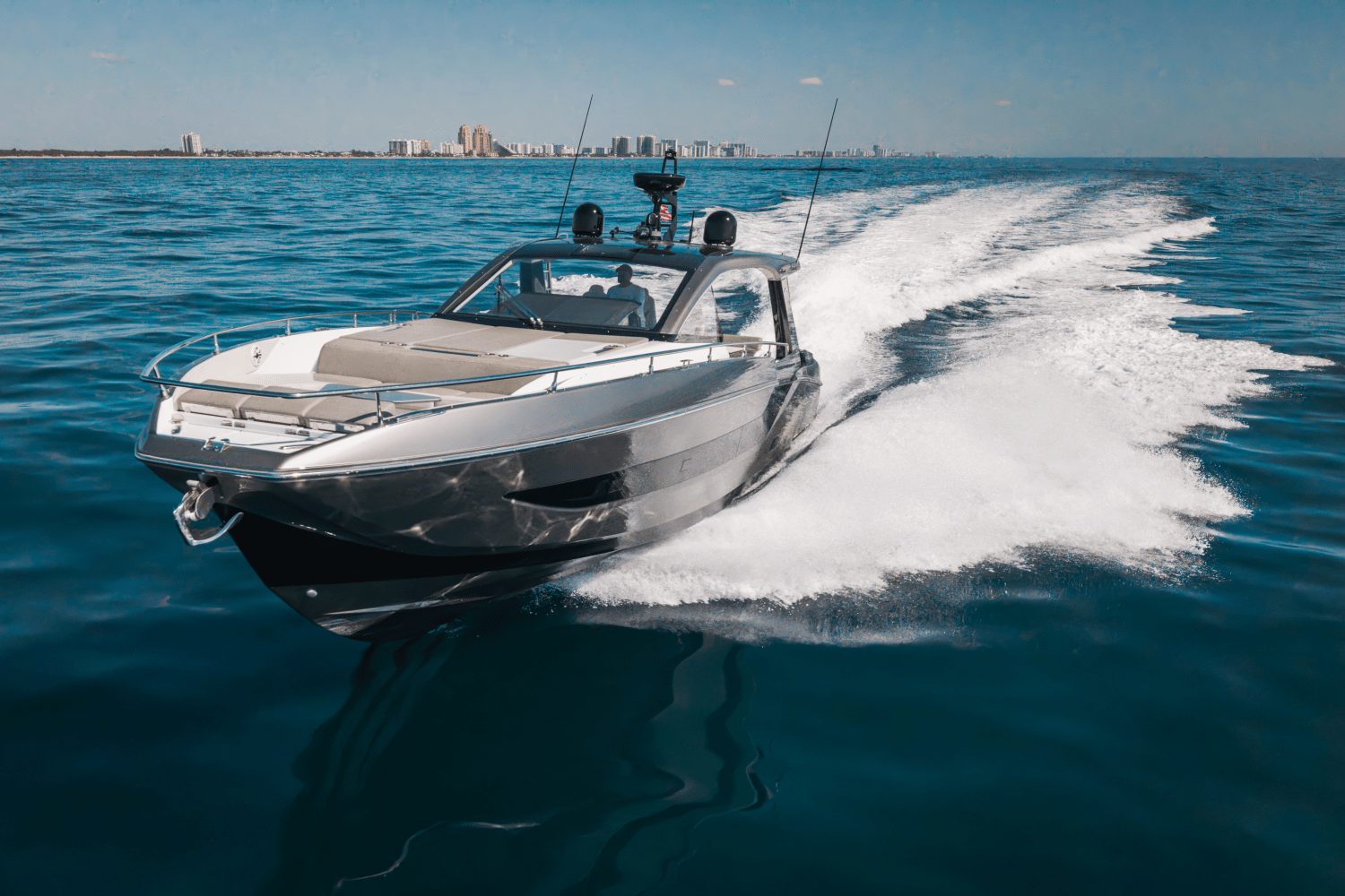 Slide: The Image of Azimut Verve 47 2021 - 13