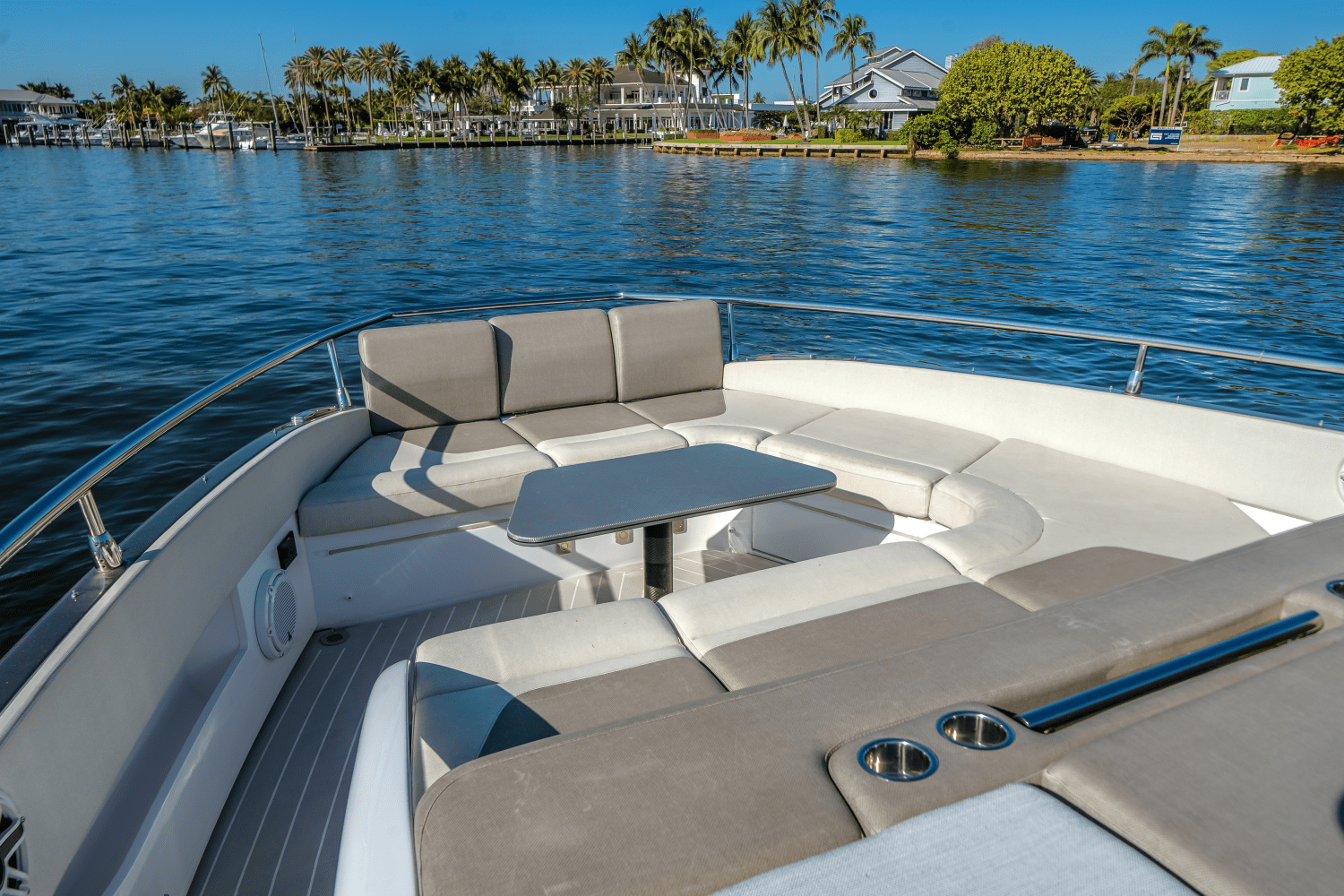Slide: The Image of Azimut Verve 47 2021 - 17
