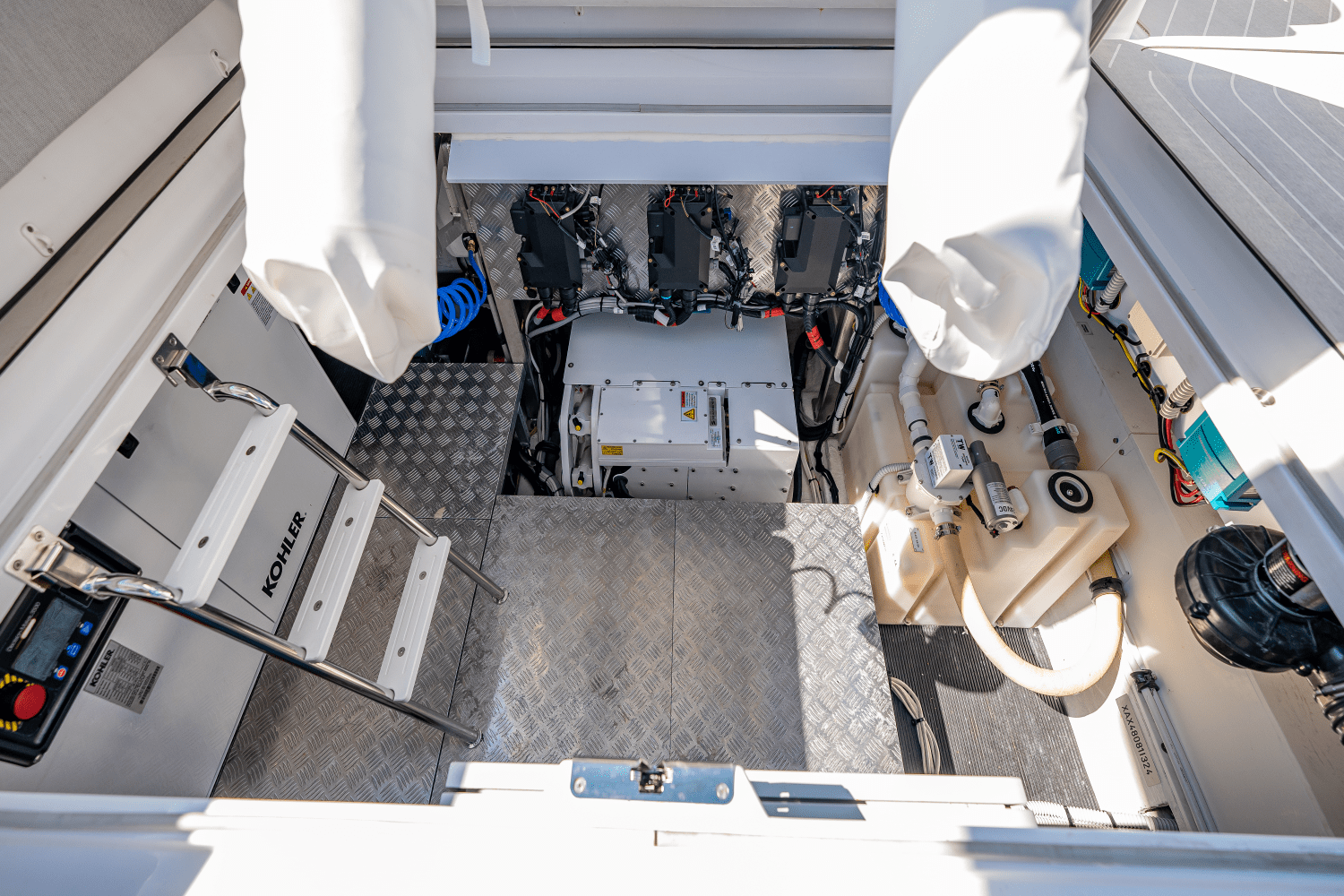 Slide: The Image of Azimut Verve 48 2024 - 32