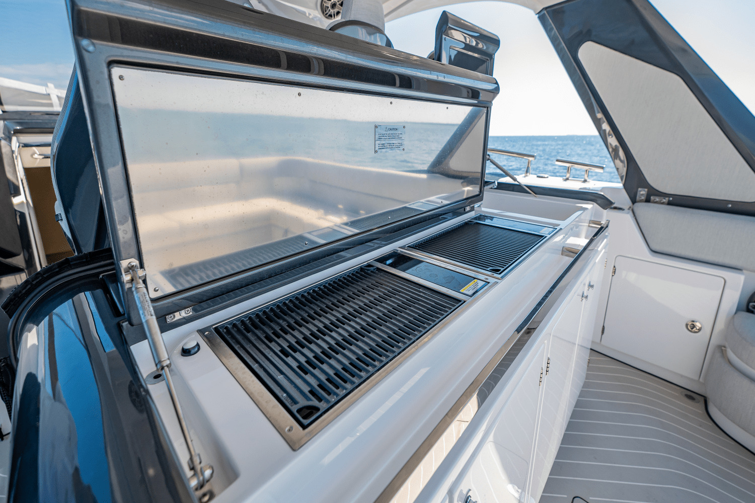 Slide: The Image of Azimut Verve 48 2024 - 39