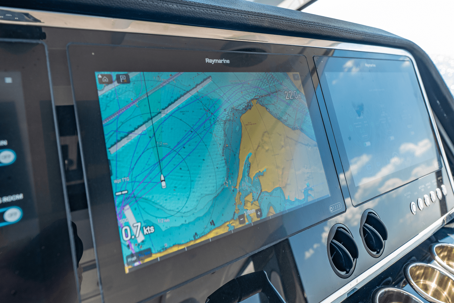 Slide: The Image of Azimut Verve 48 2024 - 47