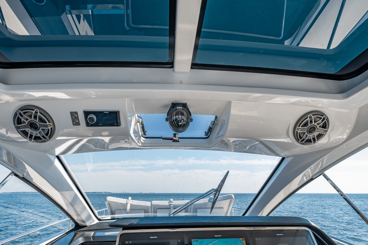 Slide: The Image of Azimut Verve 48 2024 - 50