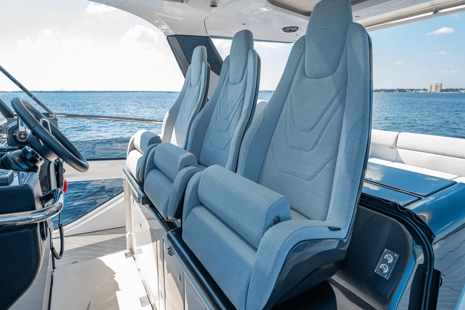 Slide: The Image of Azimut Verve 48 2024 - 51