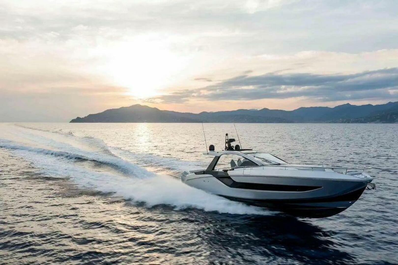 Slide: The Image of Azimut Verve 48 2025 - 5555920