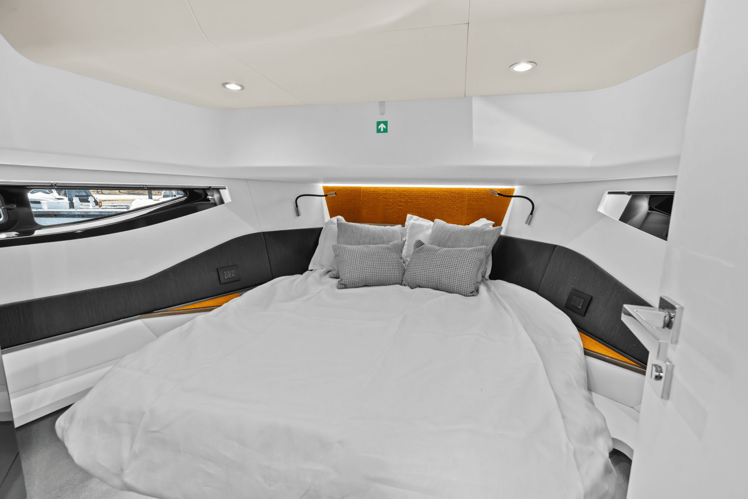 Slide: The Image of Azimut Verve 48 2025 - 39