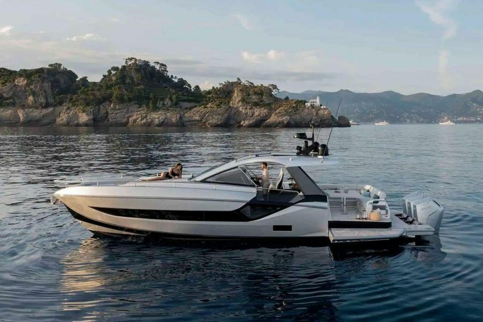 Slide: The Image of Azimut Verve 48 2025 - 5555928
