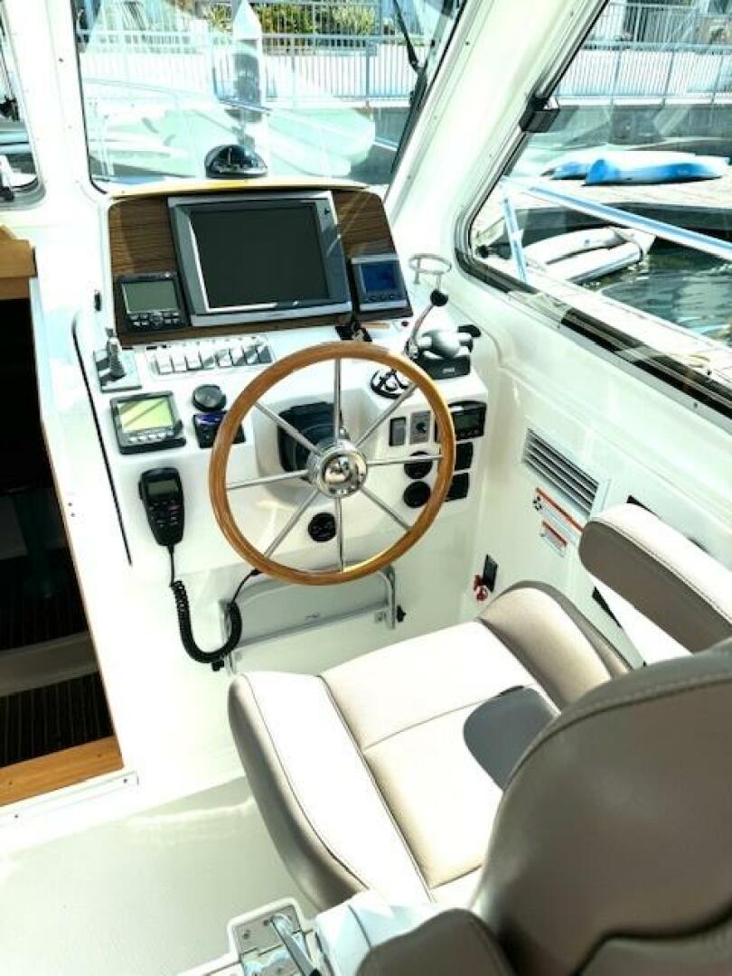 Slide: The Image of 2011 Back Cove 30 Express - BON TEMPS - 3