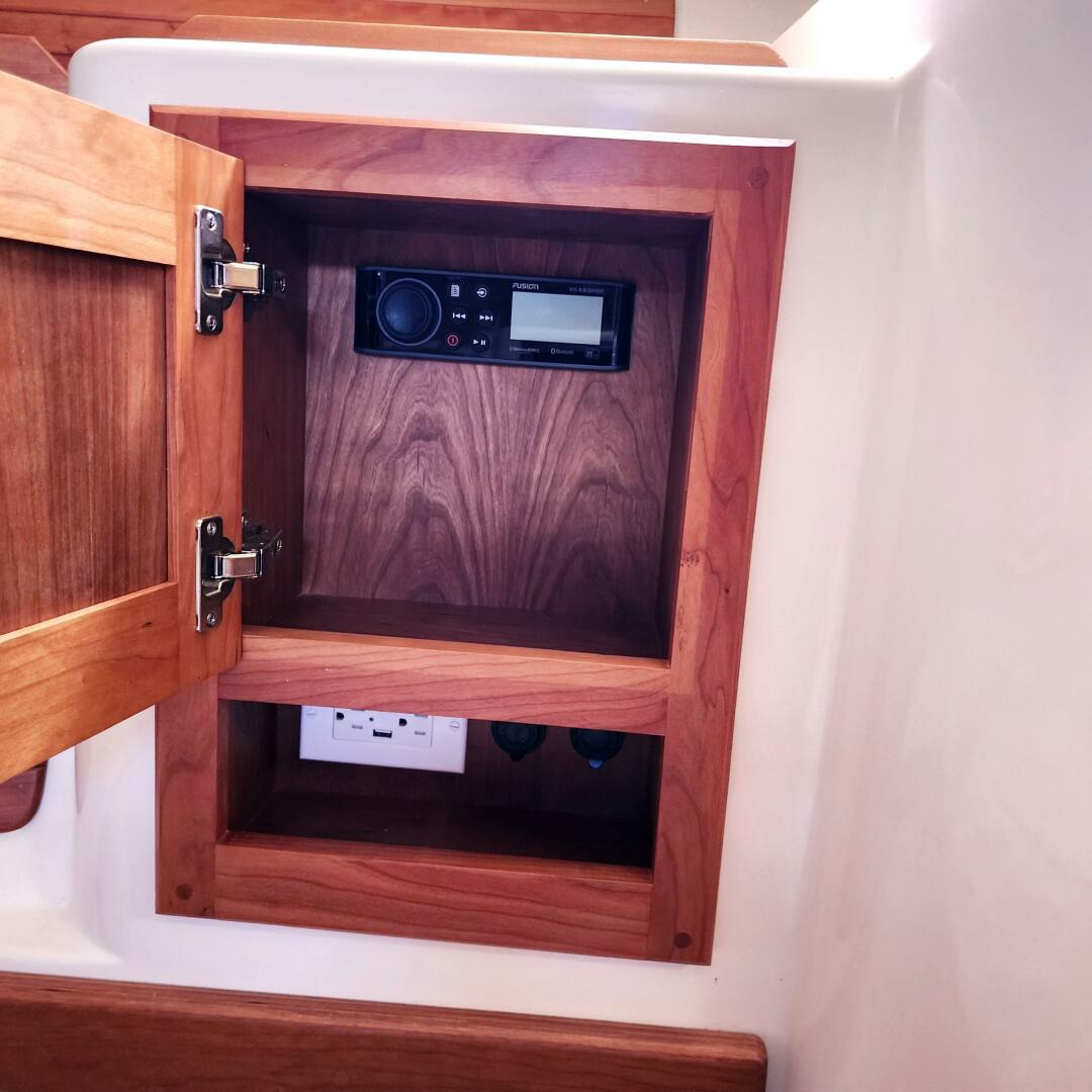 Slide: The Image of Back Cove 34O 2020 - 5428531