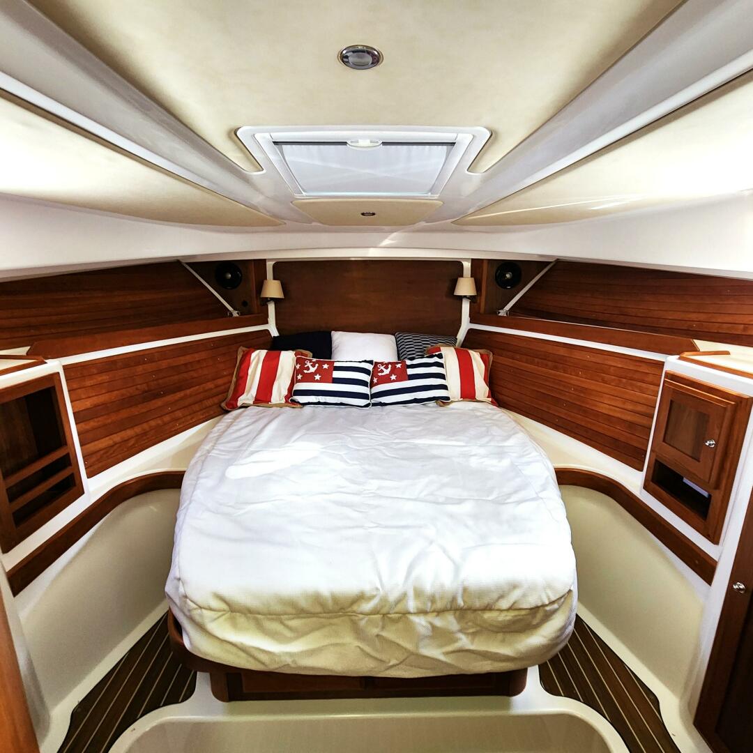 Slide: The Image of Back Cove 34O 2020 - 5428535