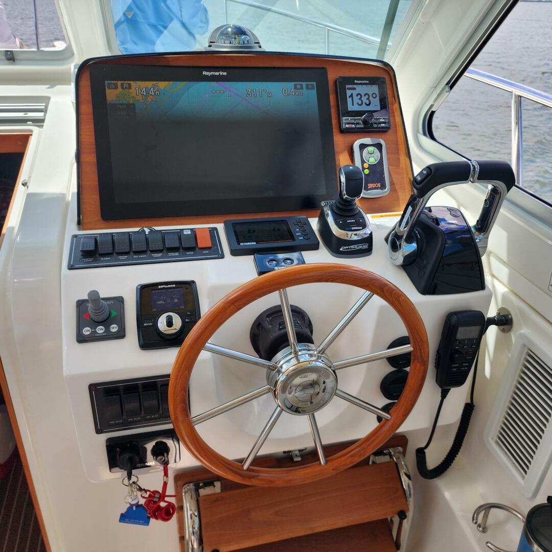 Slide: The Image of Back Cove 34O 2020 - 5428567