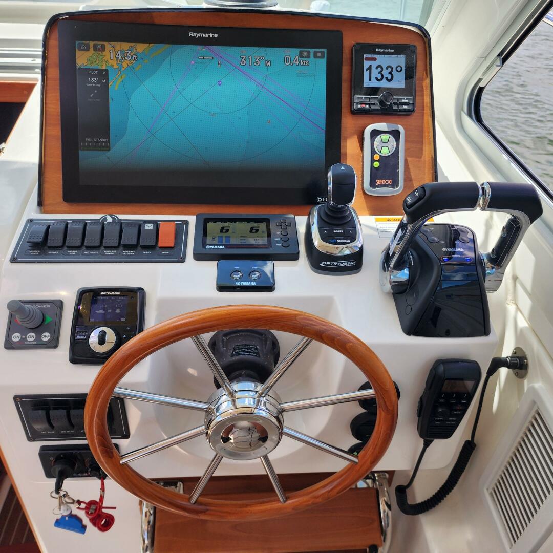 Slide: The Image of Back Cove 34O 2020 - 5428569