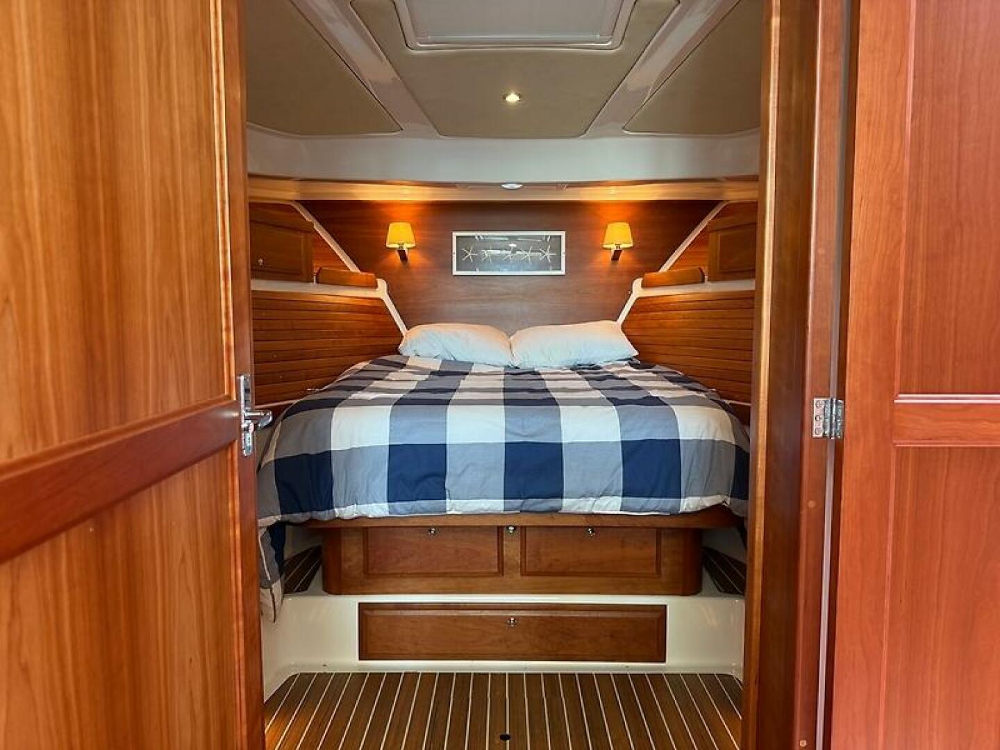 Slide: The Image of 0005225076 - 5441499