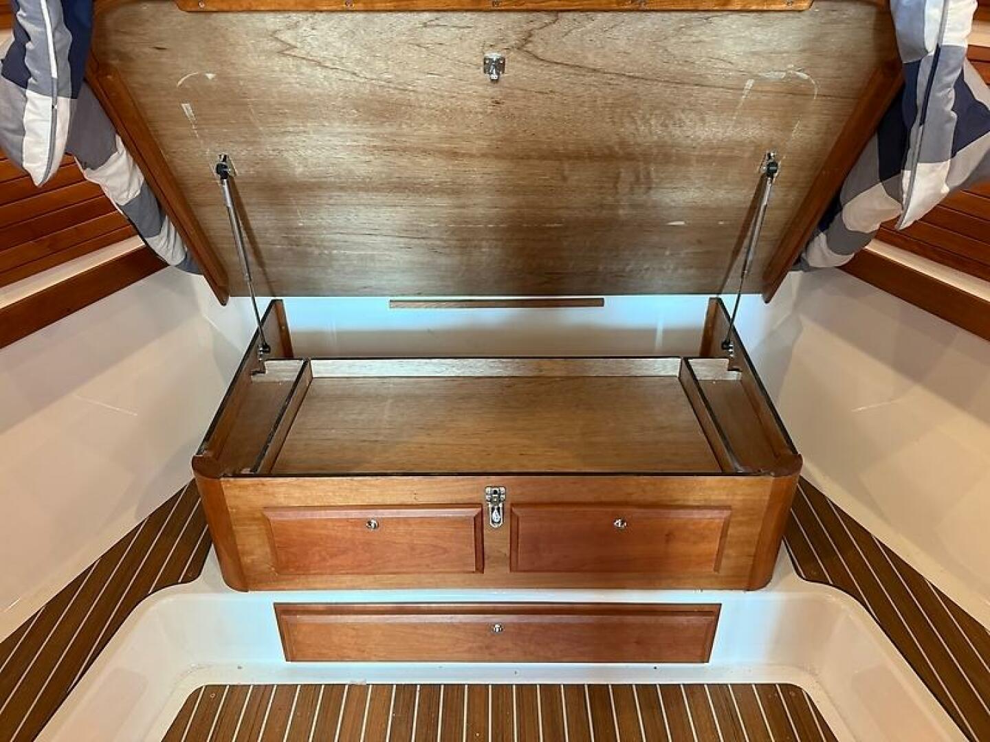 Slide: The Image of 0005225114 - 5441501